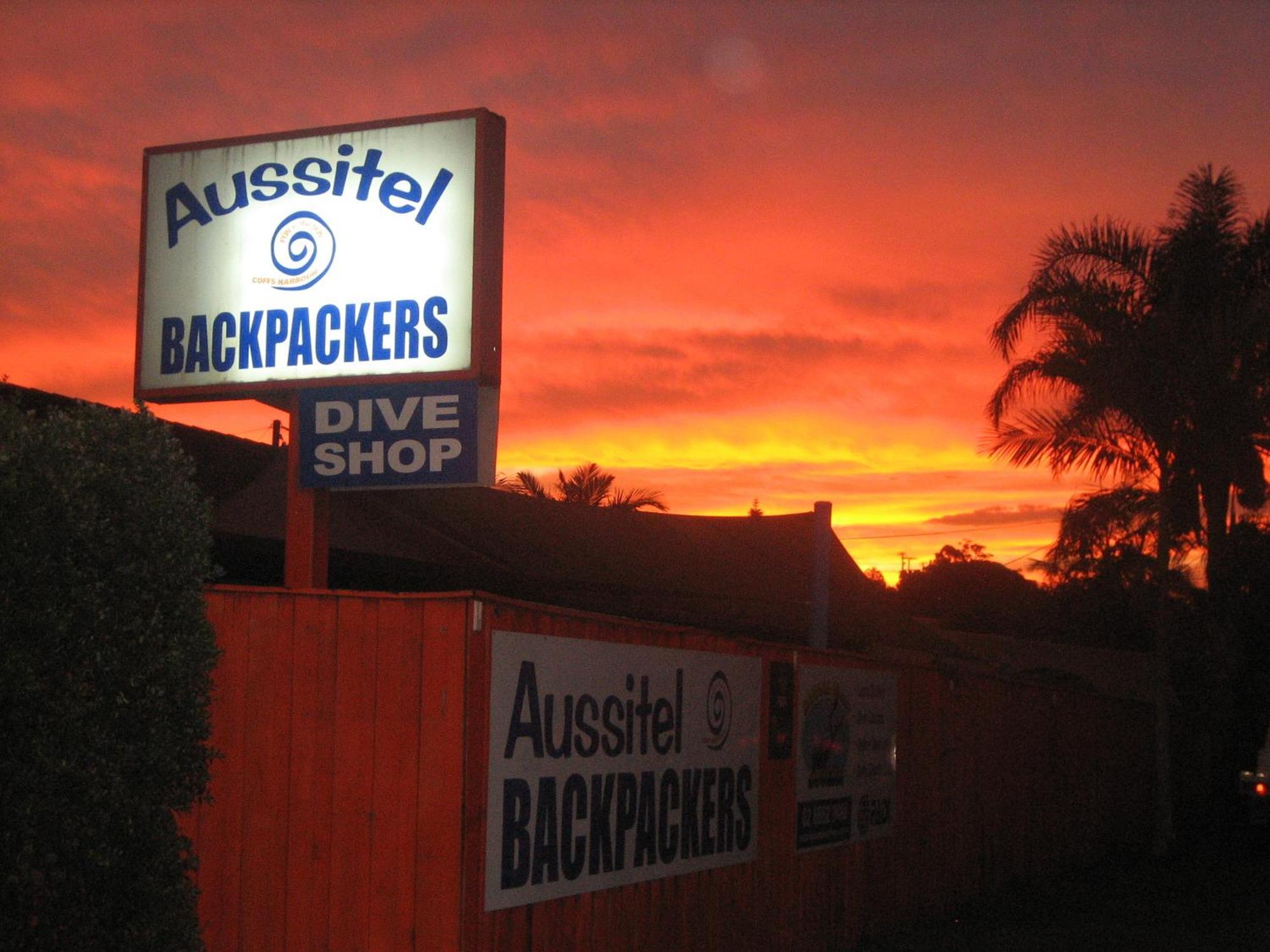 Aussitel Backpackers Hostel Coffs Harbour Exterior photo