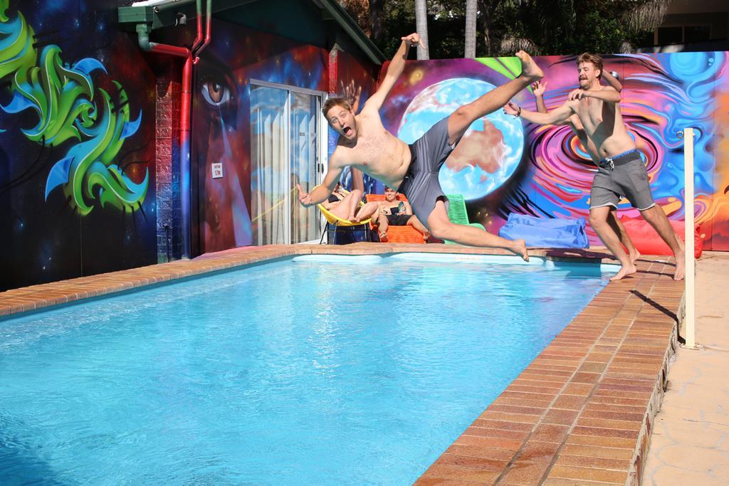 Aussitel Backpackers Hostel Coffs Harbour Exterior photo